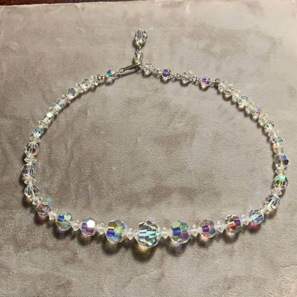 Vintage iridescent Beaded Necklace